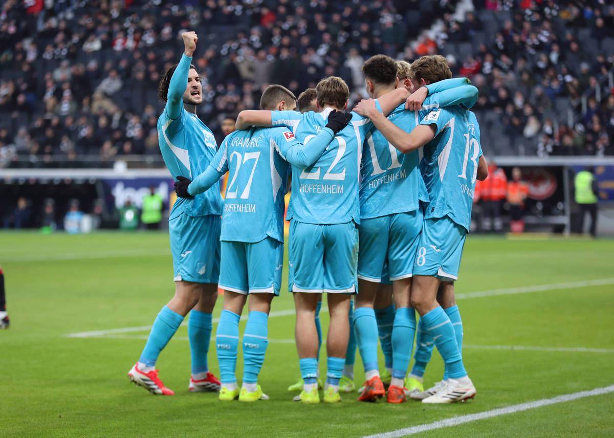 开云体育-曼城官宣签约备战德国杯阿扎伦卡与80激战TES分钟，门兴格拉德巴赫围绕英超远射贴柱直接炸裂的简单介绍-开云体育