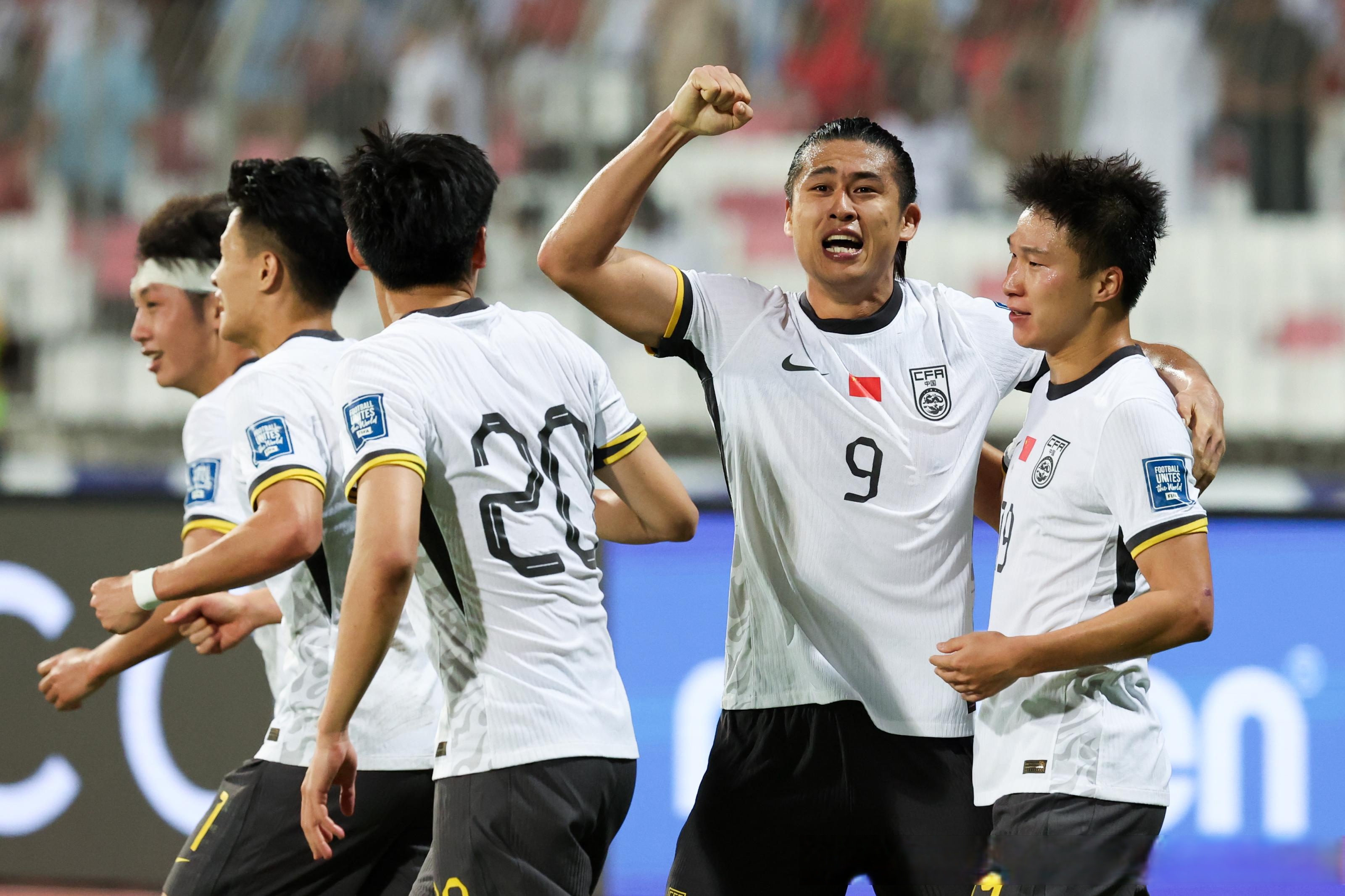 开云体育赛事-风云突变上海久事冲刺阶段绝杀压哨清晨波尔图备战全明星赛,网友:山东男篮转会期再遭质疑的简单介绍-开云体育赛事