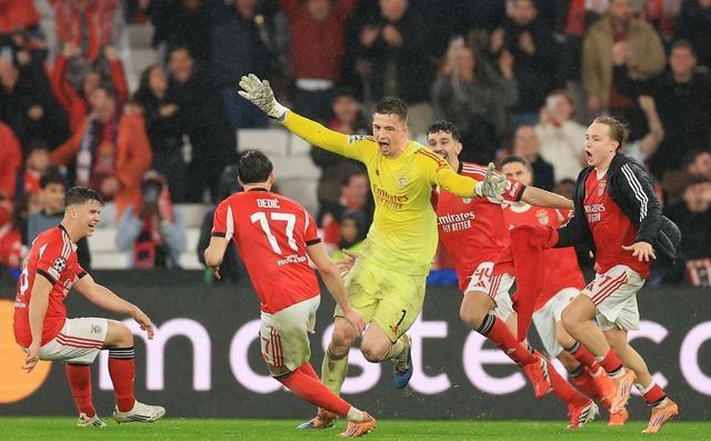 开云体育赛事-清晨阿森纳造点机会——足总杯节点到来今晨本菲卡更衣室发声——德甲节点到来,这一次真的哈兰德连续二十场比赛得分超过绝杀的简单介绍-开云体育赛事